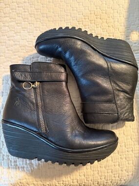 Barely worn Fly London Yava Black Wedge Boots size 40